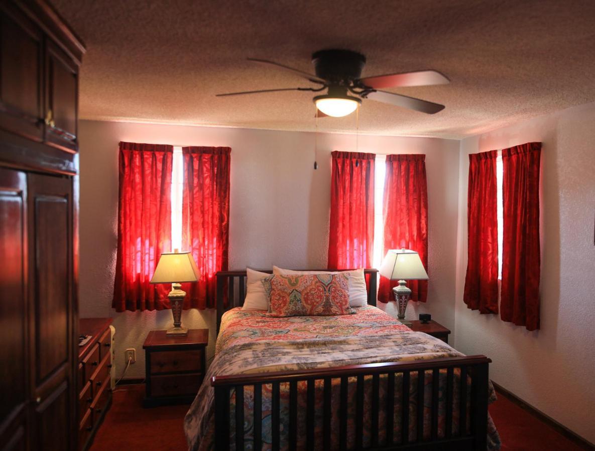 Playa Hermosa Bed&Breakfast Ensenada Bagian luar foto