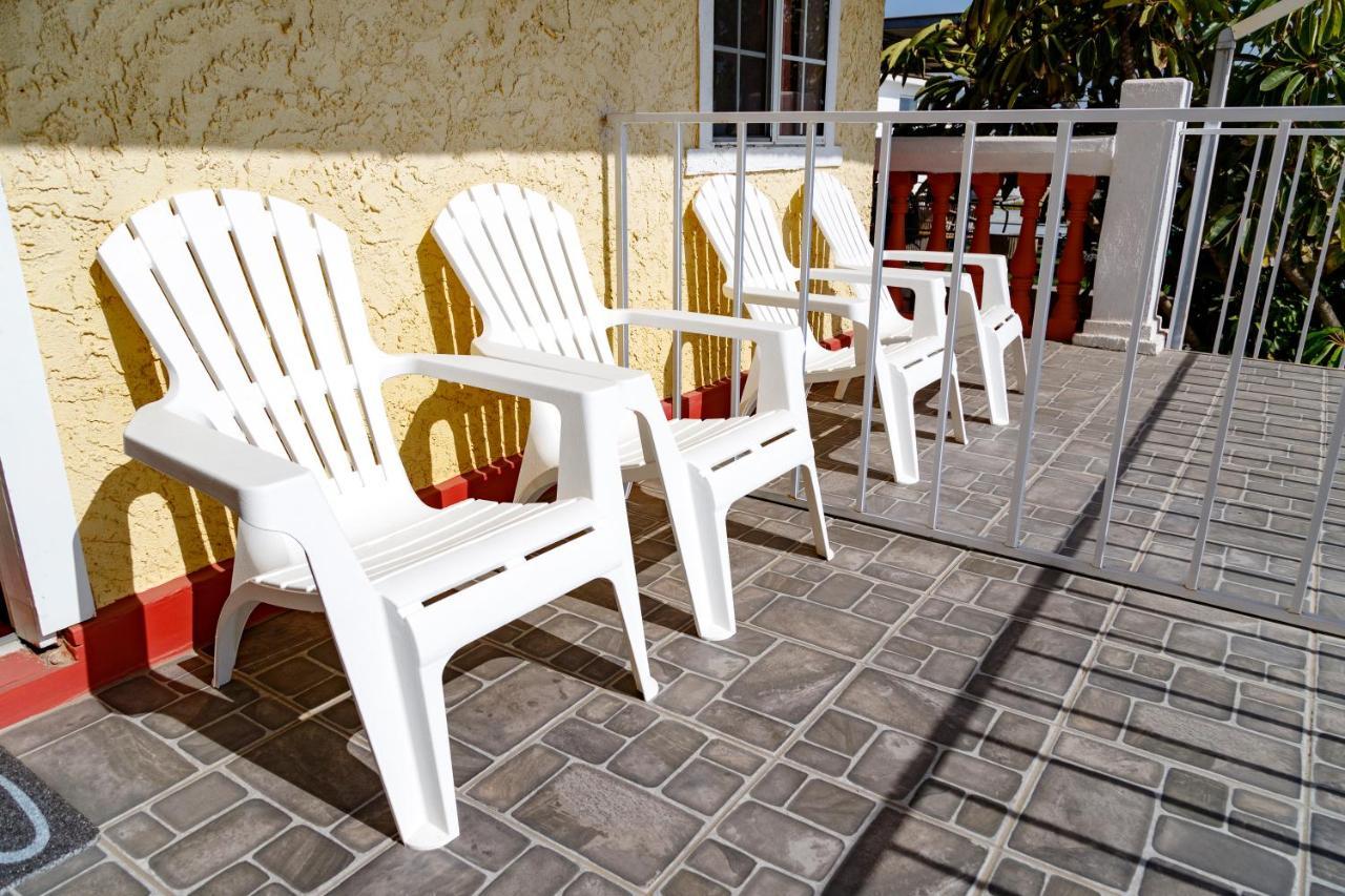 Playa Hermosa Bed&Breakfast Ensenada Bagian luar foto